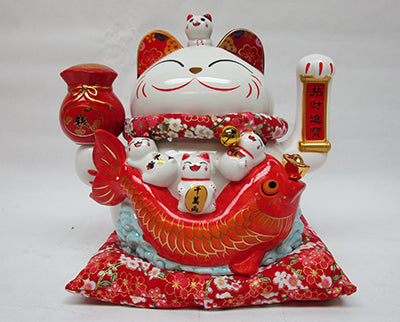 11″ WHITE CERAMIC WAVING CAT W/FISH & KITTIES